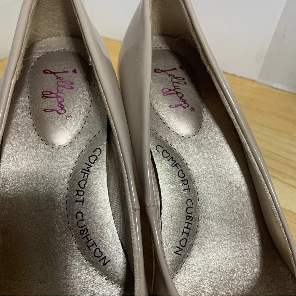 Jellypop Nude Patent Leather Wedge Heel Shoes‎ Size 7M